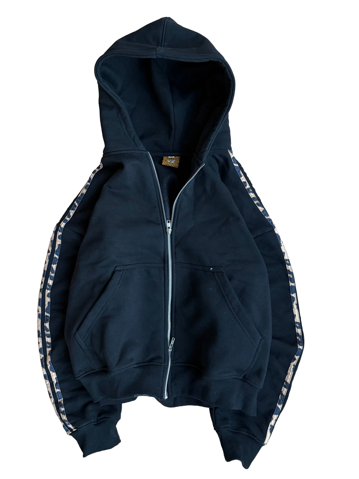 noire zip-up black